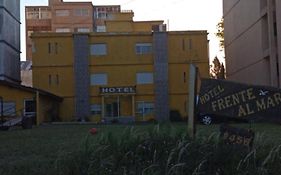 HOTEL FRENTE al MAR